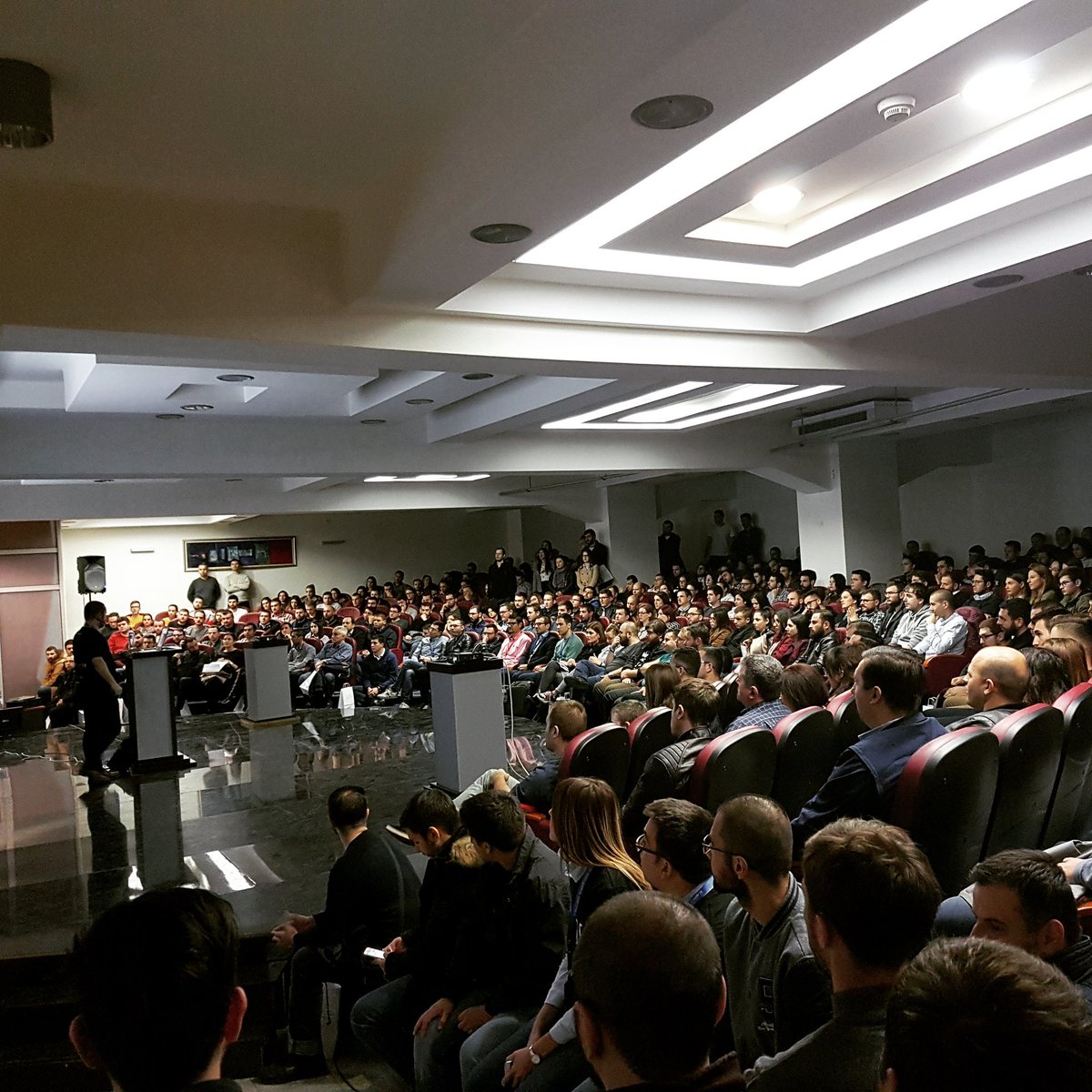 BuktopMKD's tweet image. #CodeCamp2018 #HASELT