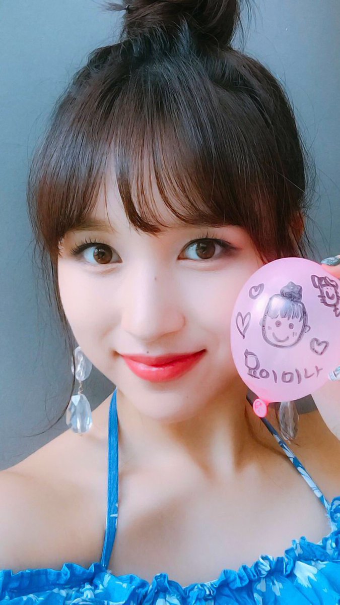 𓀎 りお 𓀎ミナペン على تويتر 自撮り可愛いかよ Twice ミナ Onceでいいねした人全員フォロー T Co C7bce0yksk تويتر
