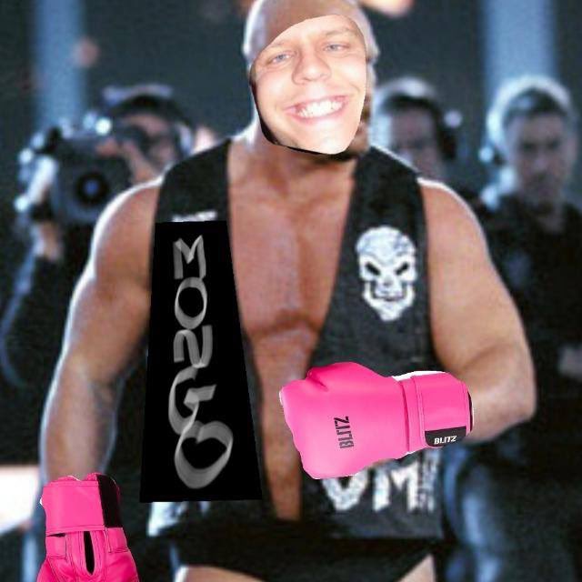 Mono boxing for charity tonight. Retweet please.... it won’t hurt ya. #GOMONGO