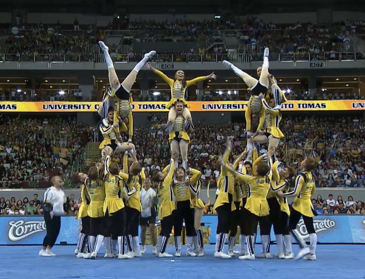 Senyora's tweet photo. MY TOP 3.
1st: NU #VamosNacionalU 
2nd: UST #DivaSantoTomas 
3rd: AdU #OrangeIsTheNewBlue 

Wala e, ibang level pinakita ng NU. Grabehan. Dat di na pinapasali yan. 
 #UAAPCDC2018 https://t.co/m5OqrpahkK