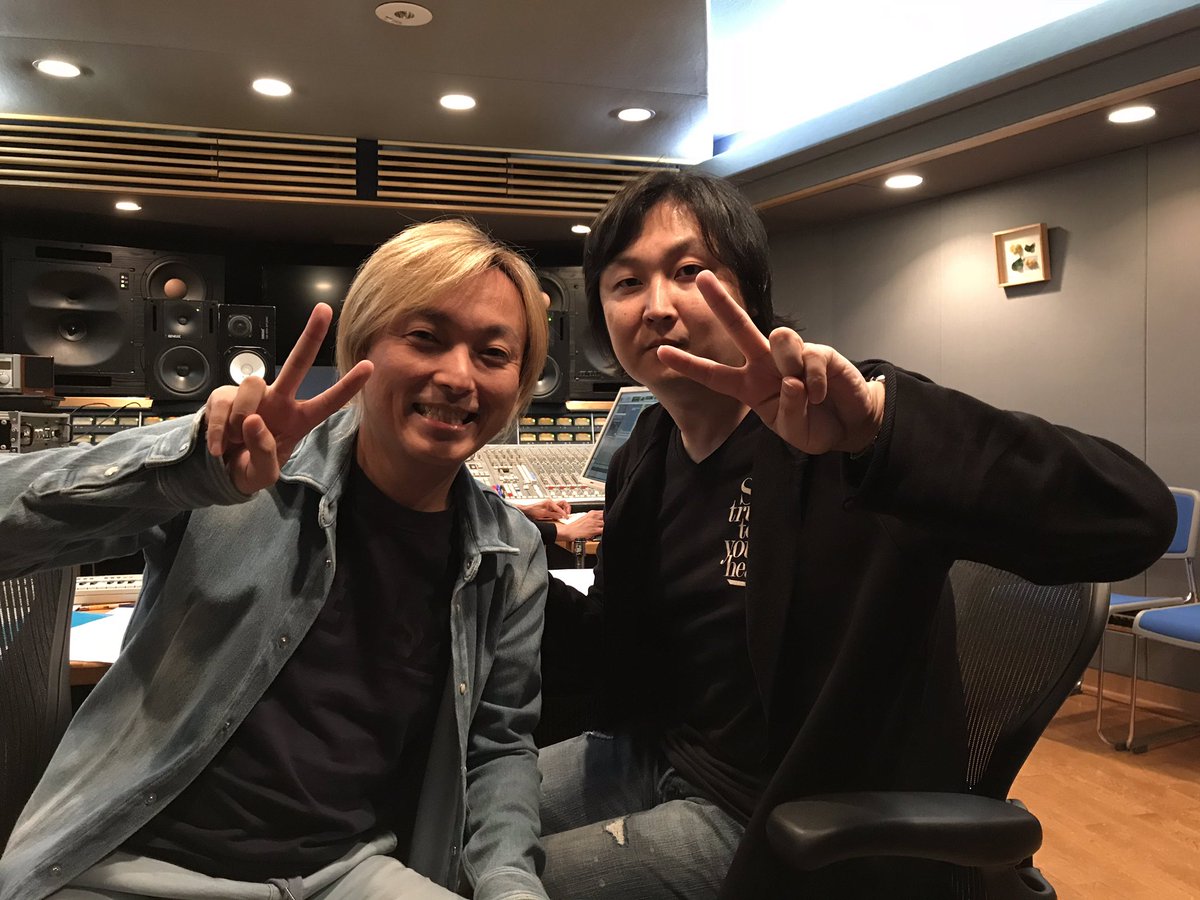 تويتر 西岡和哉 على تويتر 記念すべき一発目のツイート マリン西川路社長と 歌録ってまーす T Co 4b3qusdlv4