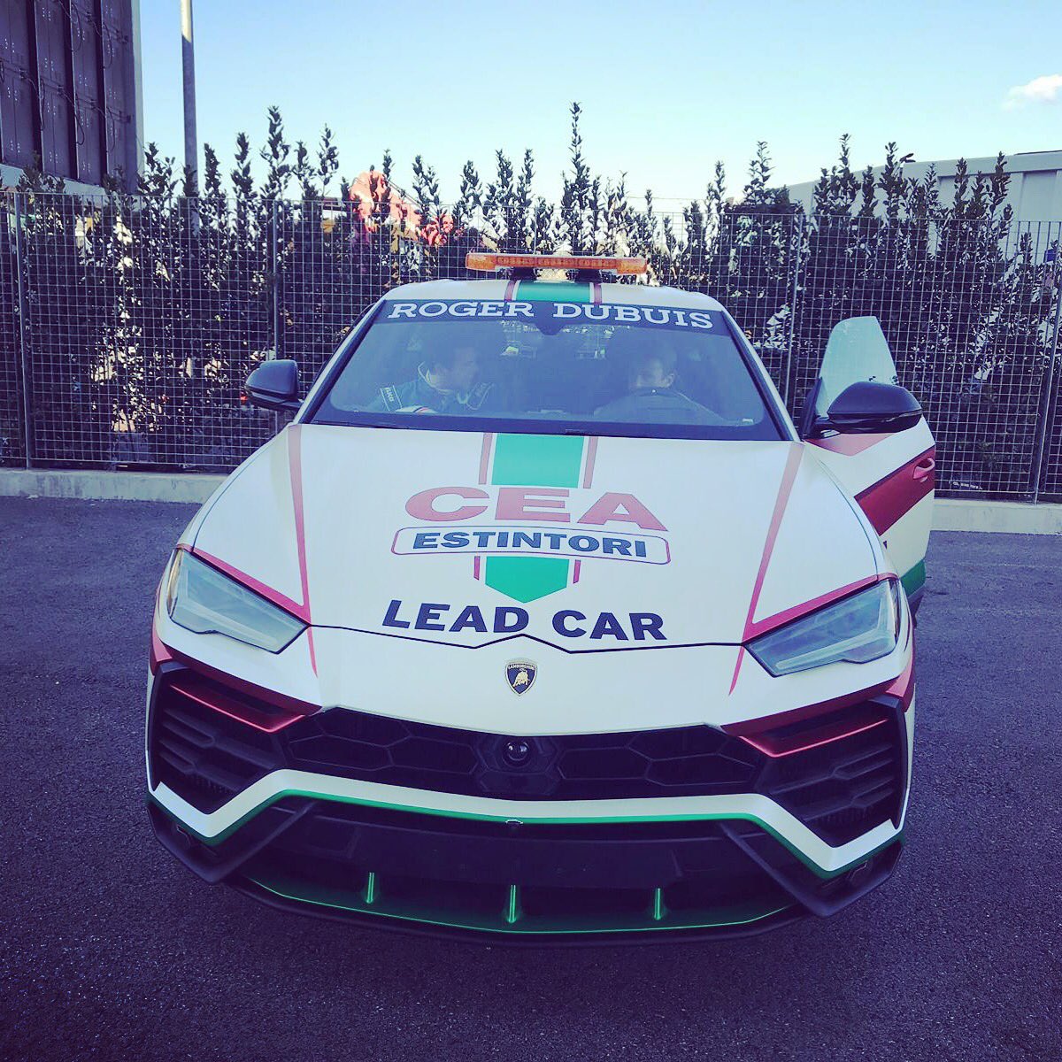 CEASquadraCorse's tweet photo. Operativi già da ieri e per tutto il weekend @Vallelunga con la nostra meravigliosa @Lamborghini #Hurus #chespettacolo #sincewemadeitpossible 😎💪 https://t.co/kAnZ3Mb28Z