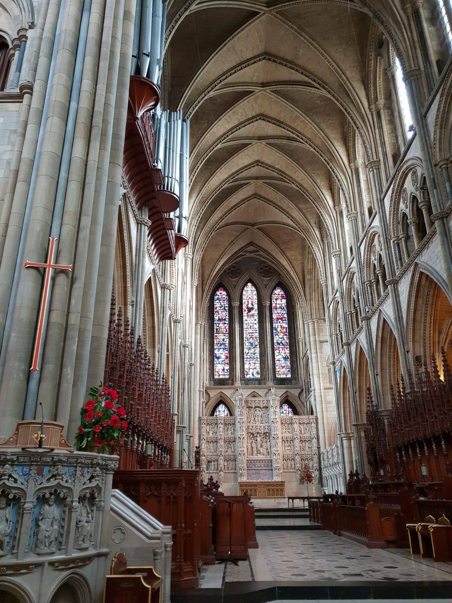 TheCornishVegan's tweet photo. Good luck to all the @CornwallCollege students graduating today at the stunning @TruroCathedral. Enjoy your special day π¨βππ #CornwallGrad18 #thecareercollege https://t.co/w3XRCcGWKR