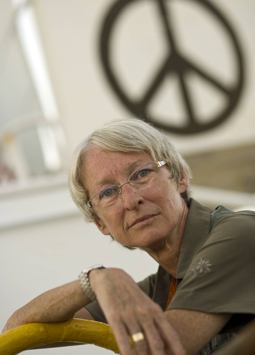 Greenpeaceafric's tweet photo. "Their intelligence, dedication, hard work, and passion for Africa and the environment was an inspiration to me and to the rest of the world-wide Greenpeace family." - Anne Dingwall talks about Greenpeace Africa's founding team. 
#GPAF10
#PeoplePowerCourage https://t.co/TguLiQoiCA