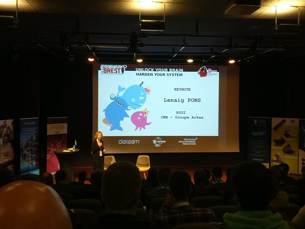 #UYBHYS keynote de Lenaig Pons, RSSI de <a href="/Arkea/">arkea</a>