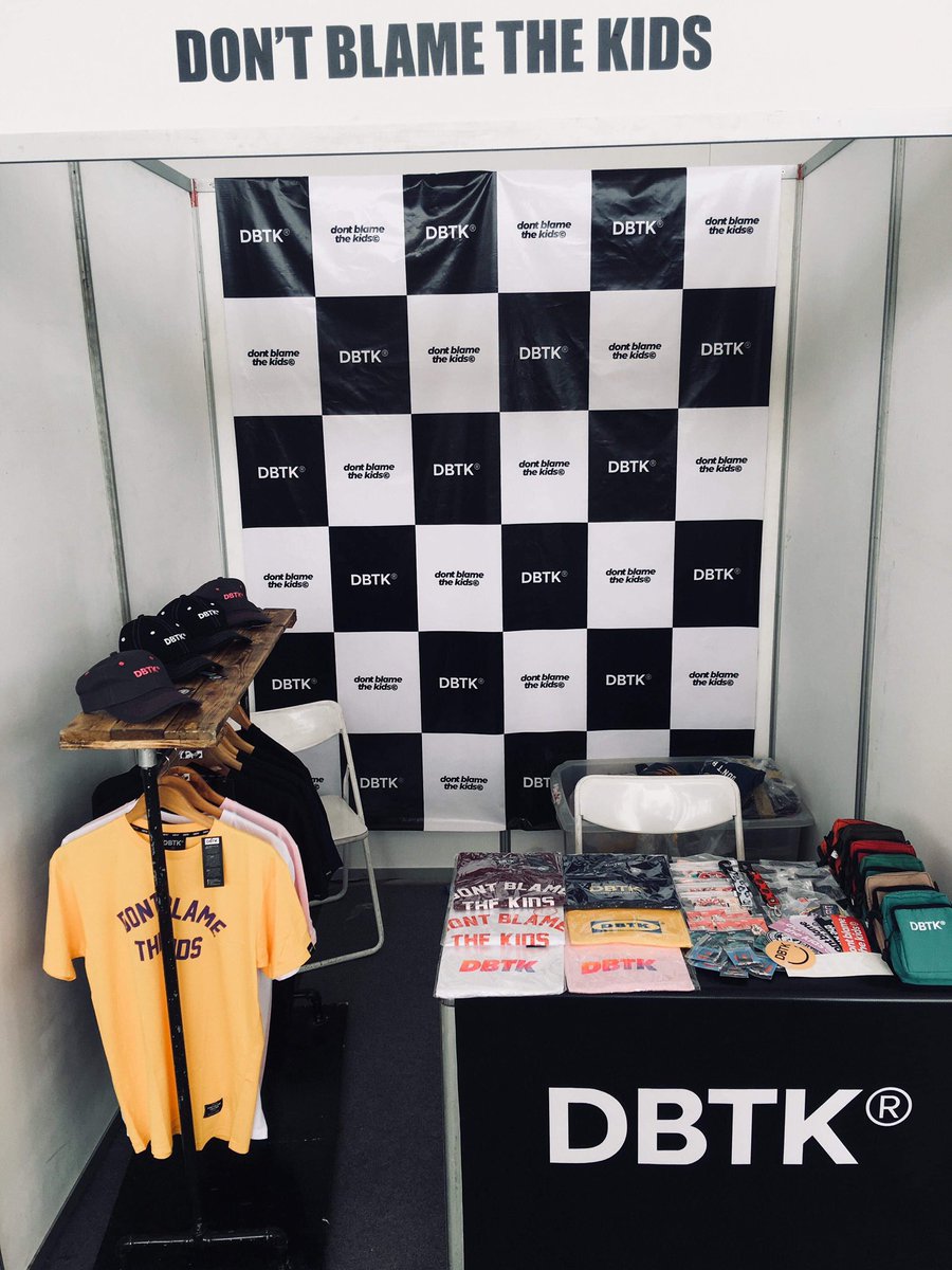 dbtkco's tweet photo. 1 day pop-up at #Threadfest2018!!! Come thru! 🚨
Where: The Pop-up, Katipunan
Time: 3:00pm to 12:00pm https://t.co/CeUvTuLrLq