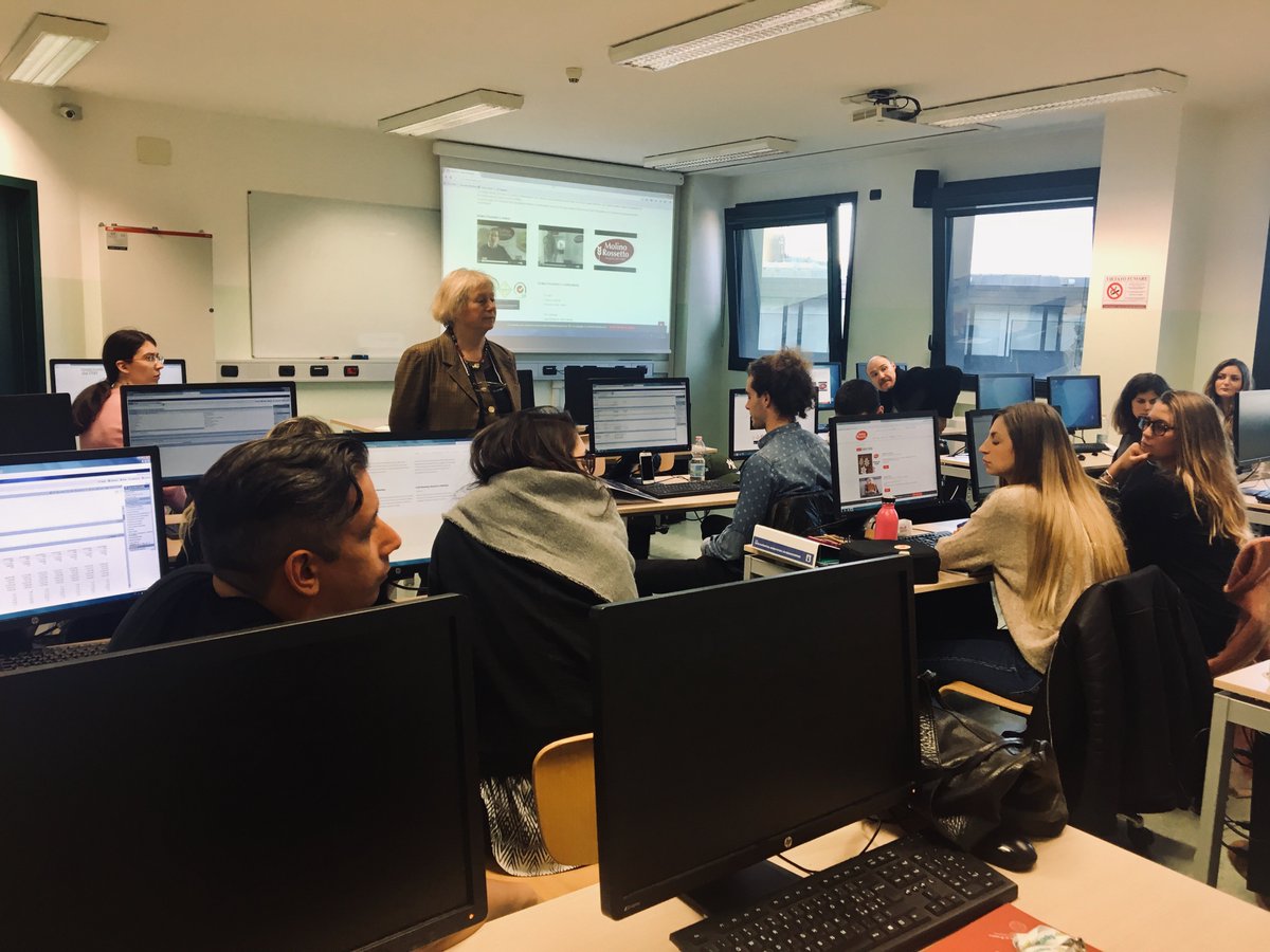 MasterMIBS's tweet photo. Team work on the case studies always make some valuable ideas and discussion! Learn everyday some new knowledges and skills with us! https://t.co/76wWnMfvgb