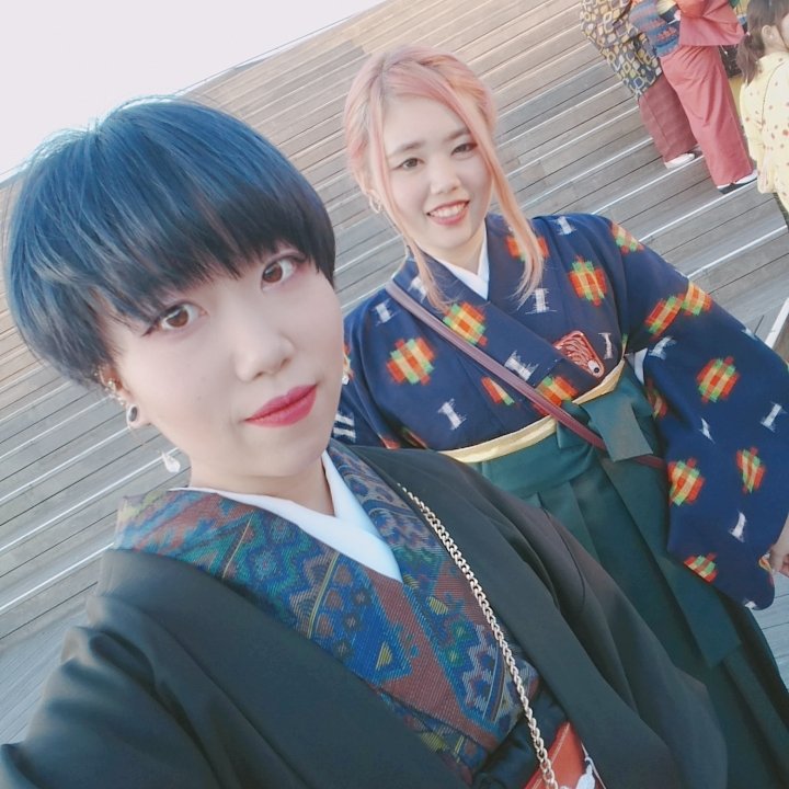 Mi桜 Kimono Style Today S Kimono Code In Yokohama 着物 着物自画撮り部 ツイ廃着物部 きものコーデ 横浜絹フェス 大島紬 黒羽織 ベリーショート T Co Dtongcwvvt Twitter