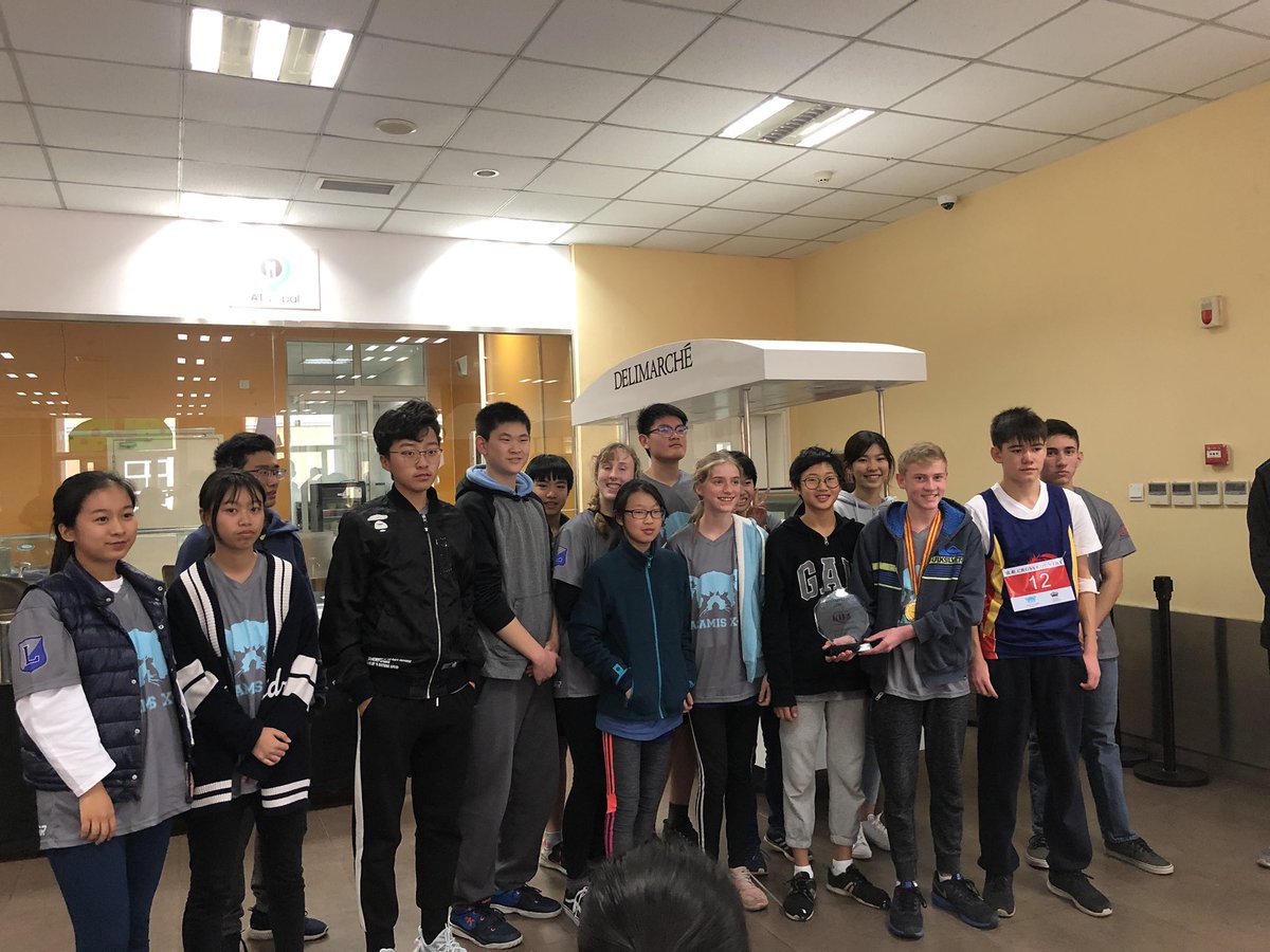ms_burgoon's tweet photo. Proud of this team for coming in 2nd place at the #ACAMIS meet in Chengdu! #DAISxc #daisrocks #issedu https://t.co/ak9D2oBGrC