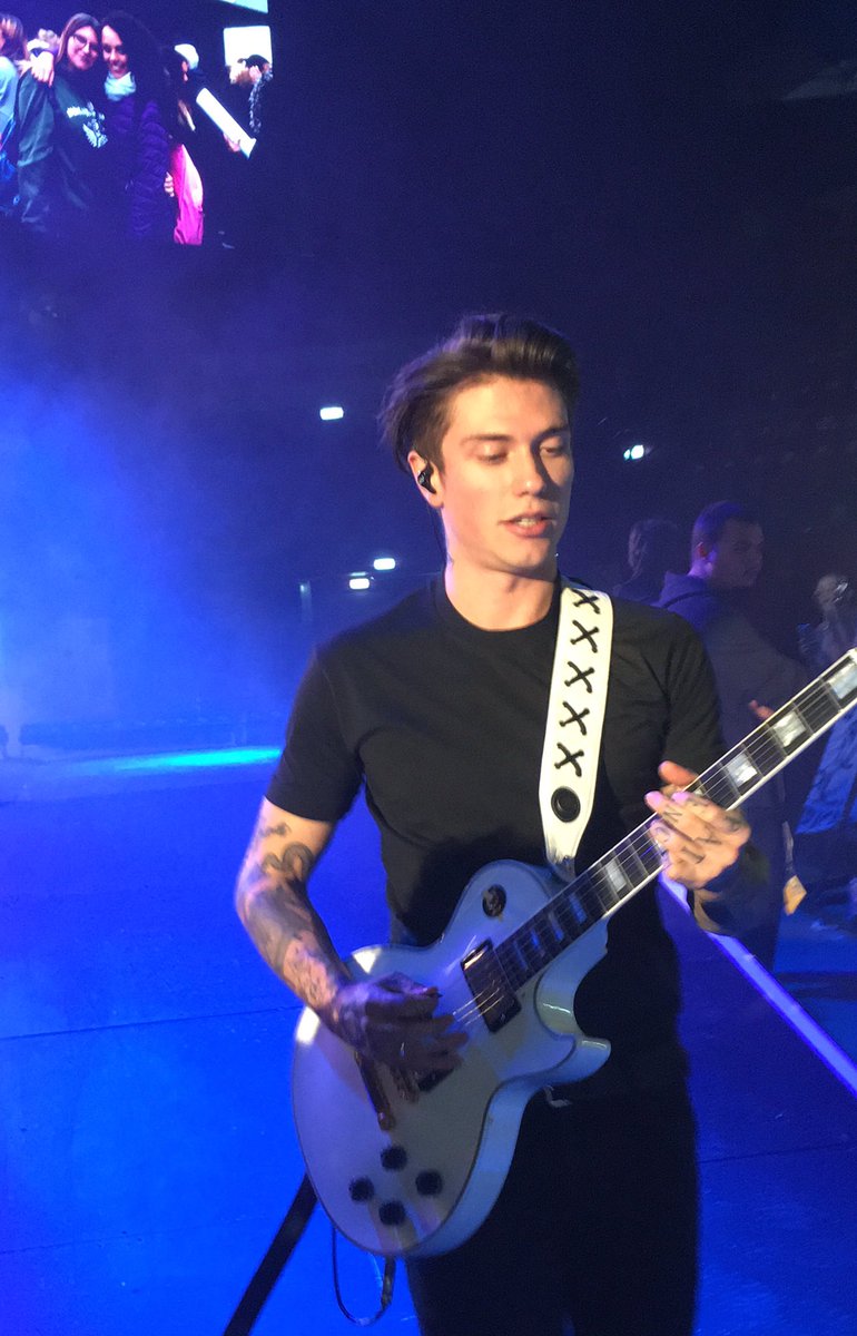 escapewithfede's tweet photo. E sarai sempre una parte di me
dimenticarti, sai, è impossibile 💖
@Benji_Mascolo https://t.co/7mnntjVmyk