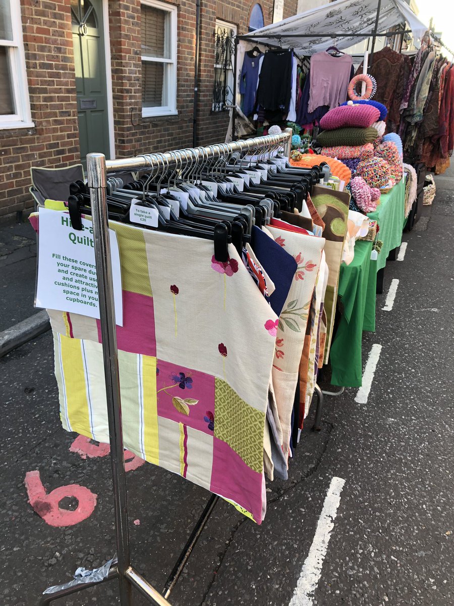 Knitsunique's tweet photo. All set up at Upper Gardner Street Brighton with Christmas decorations on sale. #Brighton #handknitted #northlaineshopping https://t.co/CVttrhGQnQ