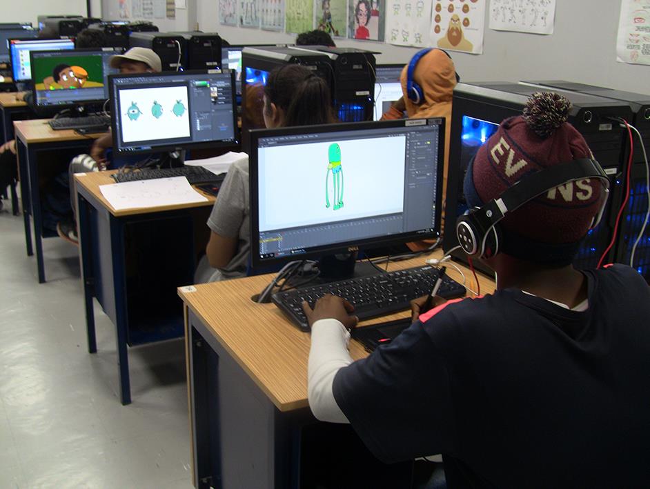 JustfilmsSimple's tweet photo. #FalsebayCollege students are designing characters for our Deaf children's TV series, "Let's Pretend with Fumi and Friends"! Congrats @catewoodhunter for the forward-thinking initiative.
#animation #talent #Deaf #SignLanguage #edtech #Africa https://t.co/8gspEqGEmF