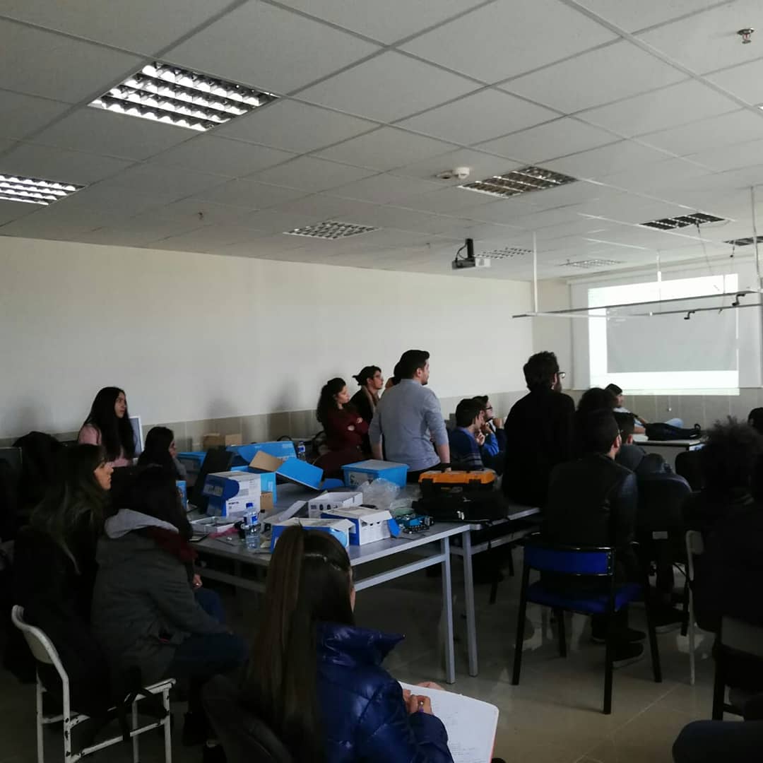 RobocotFEST's tweet image. Birinci kod günümüzden kareler.