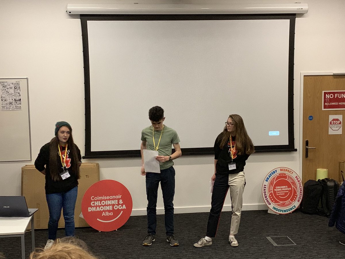 Bruce_Adamson's tweet photo. Day 2 kicking off with summary of last years work from the Young Advisers #ENOC2018 #ENYA2018 #YPHRG17 #YPHRG18 @CYPCS - including strategic plan, and key ENOC theme of mental health. https://t.co/HMntA7Tf0I