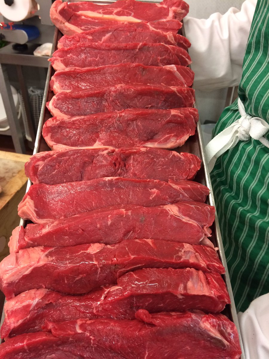 oemetcalfe's tweet photo. Bore da Good morning from Llanrwst we have a few deals available today Buy 2 extra matured sirloin steaks for only £10.00 enjoy https://t.co/lOHgt1yKxs