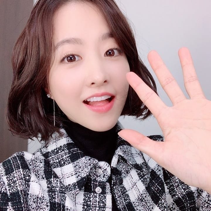 ppbyy's tweet photo. 이분에서 첫 팬미팅 끝 ✌️ https://t.co/bHZG3PV5v9