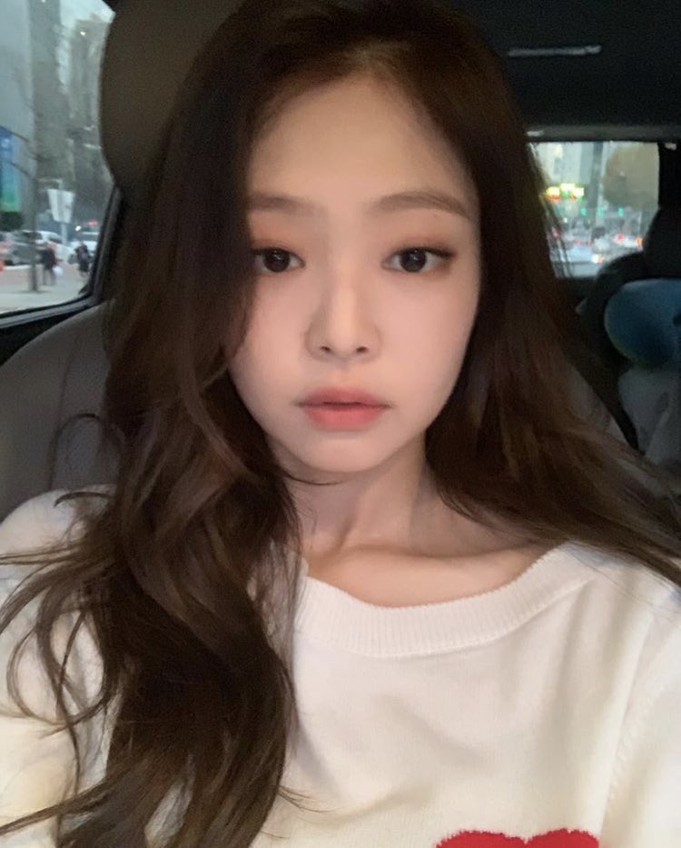 JENNIE THAILAND ♡ tweet media