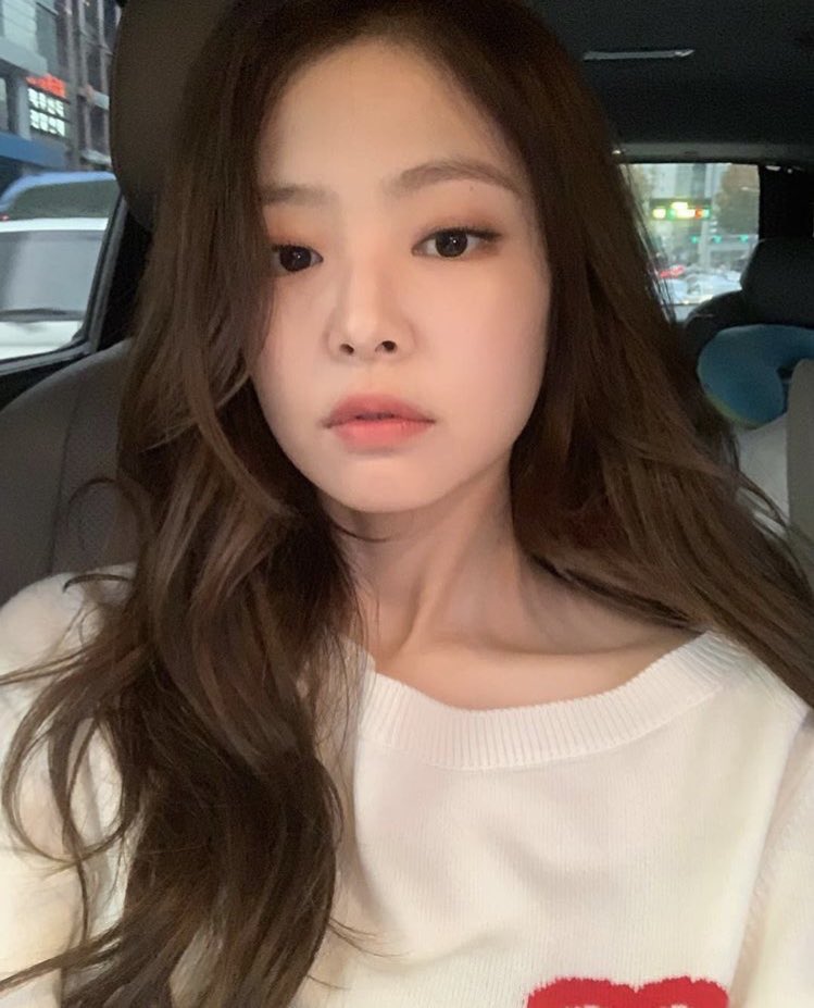 JENNIE THAILAND ♡ tweet media