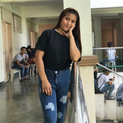 maricrisborbs_'s tweet photo. #NewProfilePic https://t.co/fJiF8BHeoM