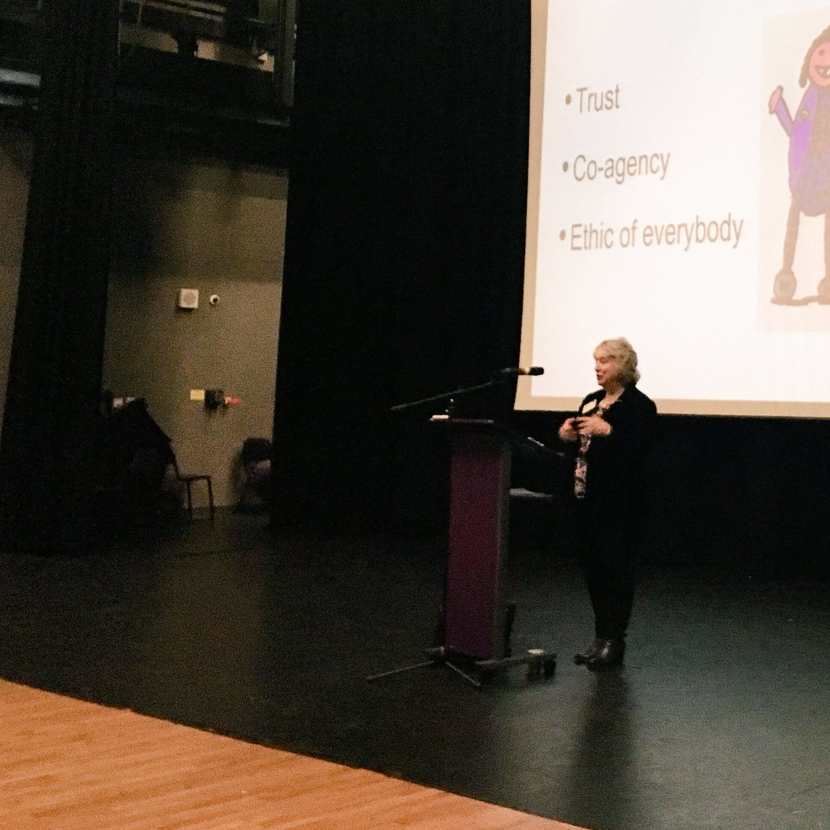 joannatclark's tweet photo. “What you will need to do is make sure the things that you hold dear, you are able to embody in your role as a teacher... Where things get challenging is where one’s values are compromised.” Inspiring advice from @AlisonMPeacock
#RIStraining #ProudToTeach https://t.co/B0PzsJnJwU