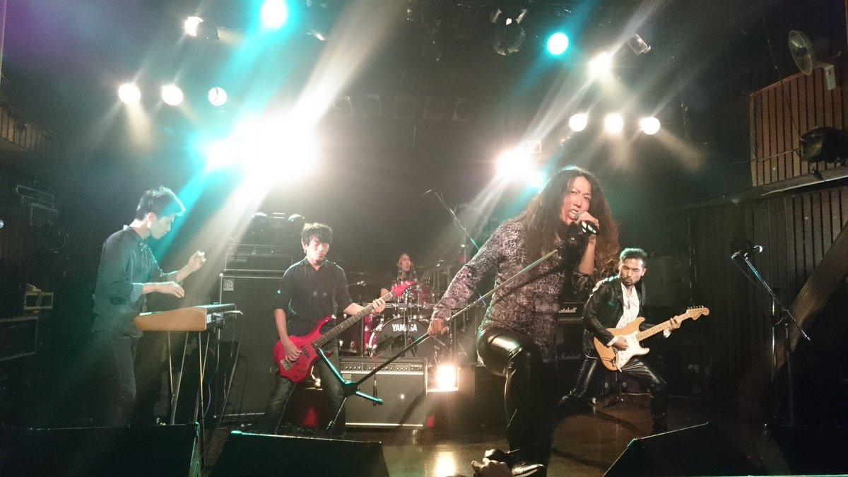 dogstar2016's tweet photo. 2バンド目は
Demon's Eye!
様式美ハードロック！

#demonseye https://t.co/rLfAg5T4JU