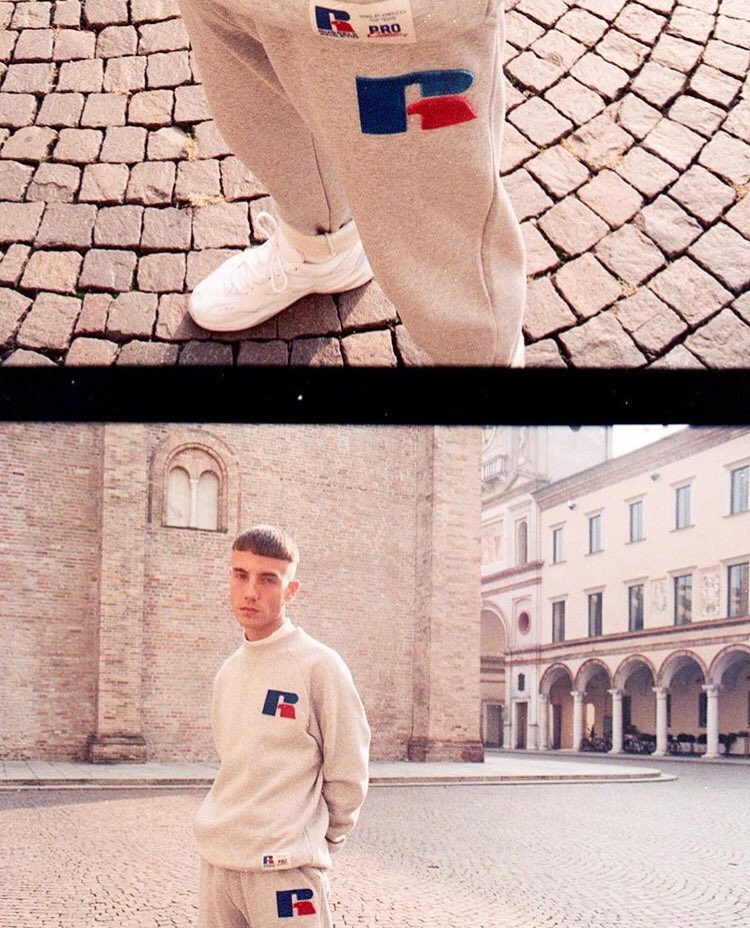 RussellAthl_EU's tweet photo. @pause_online Shoots Pro Cotton in Italy!
Check out the full editorial online #IconicR #ProCotton
Creative Direction: @johnson_gold
Photographer: @smedleyshots
Styling & Casting: @terencesambo
Model: @blackcotons & @emily.j.odonnell https://t.co/8xUo0RJCqS