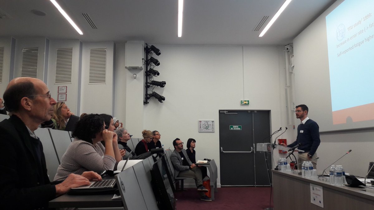 okoniewskaAM's tweet photo. #DiscussInterpreting Kilian Seeber speaks about Video Remote Interpreting @InterpretingFTI #1nt @ISITcolloque https://t.co/v0zjow6vXr