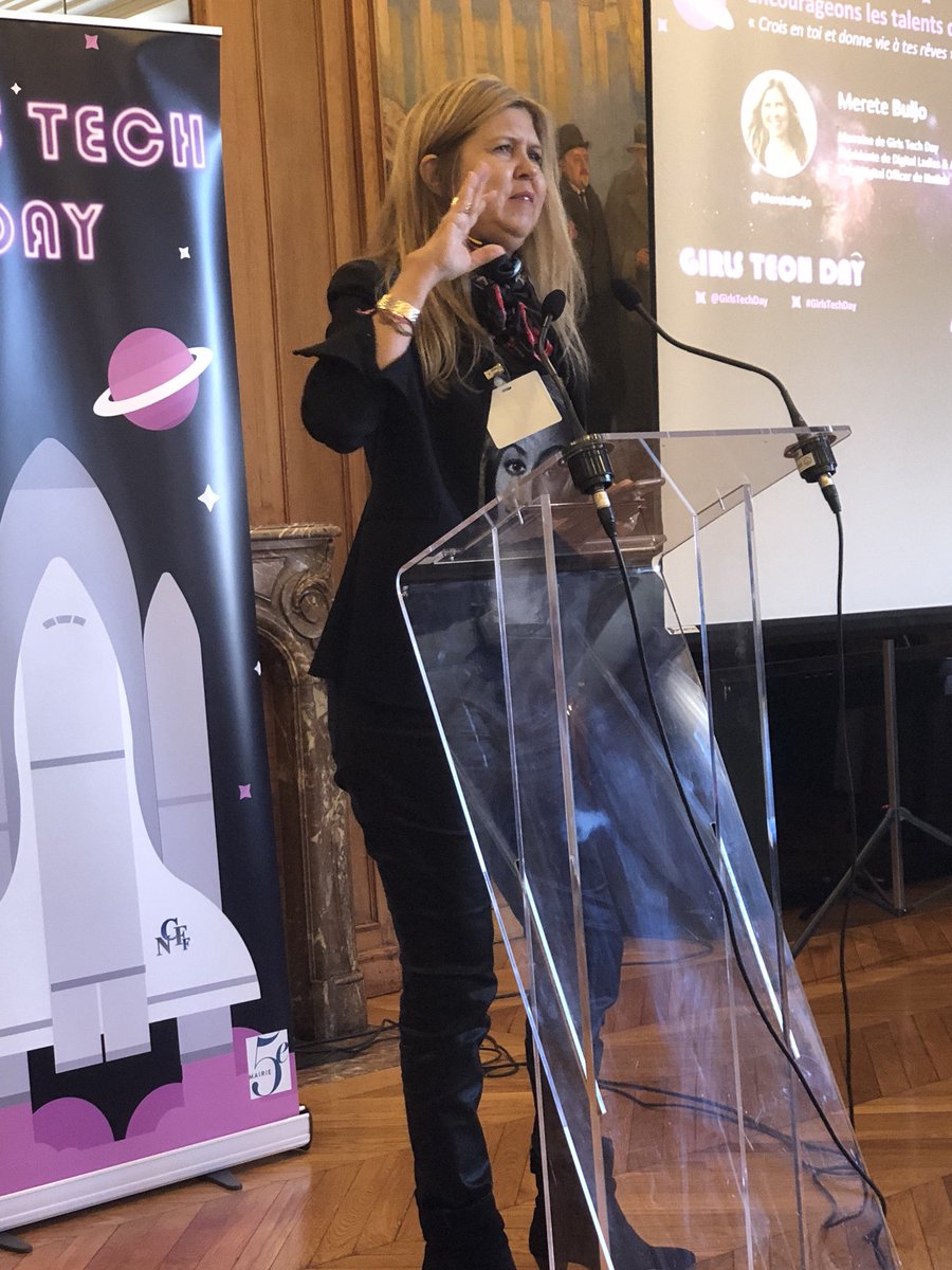 FatihaGAS's tweet photo. Pas d’innovation sans #diversité Nous ne devons pas subir notre #avenir La #mixité apporte la #performance Merci @MereteBuljo @digital_ladies @GirlsTechDay https://t.co/KVHqKEfiyp