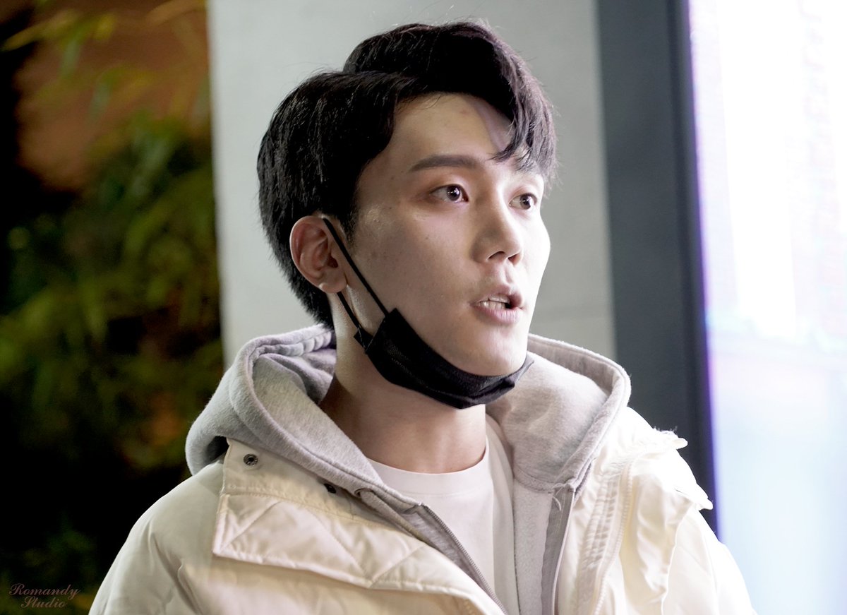ifbluer_studio's tweet photo. 181115 트레이스유 공연 후

노윤 배우님 https://t.co/KBfCox5FcG
