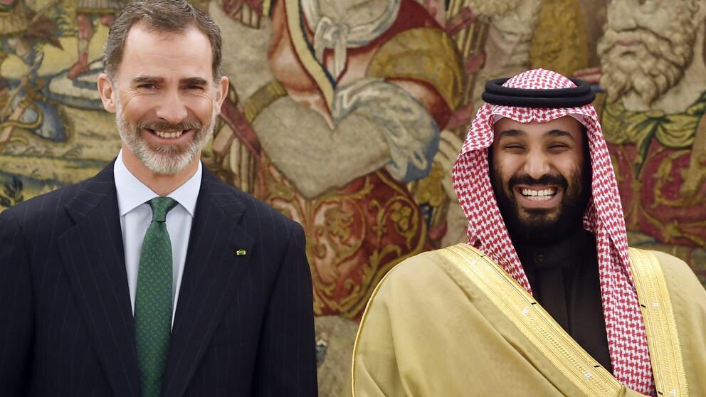 IreneMontero's tweet photo. Hoy la CIA confirma que el príncipe saudí ordenó el asesinato del periodista. Los Reyes de España cultivan desde hace décadas amistad y negocios con este señor. ¿Por qué tiene que asumir España esas relaciones de jefes de Estado no elegidos, hasta llegar a la vergüenza? https://t.co/93foHskmDG