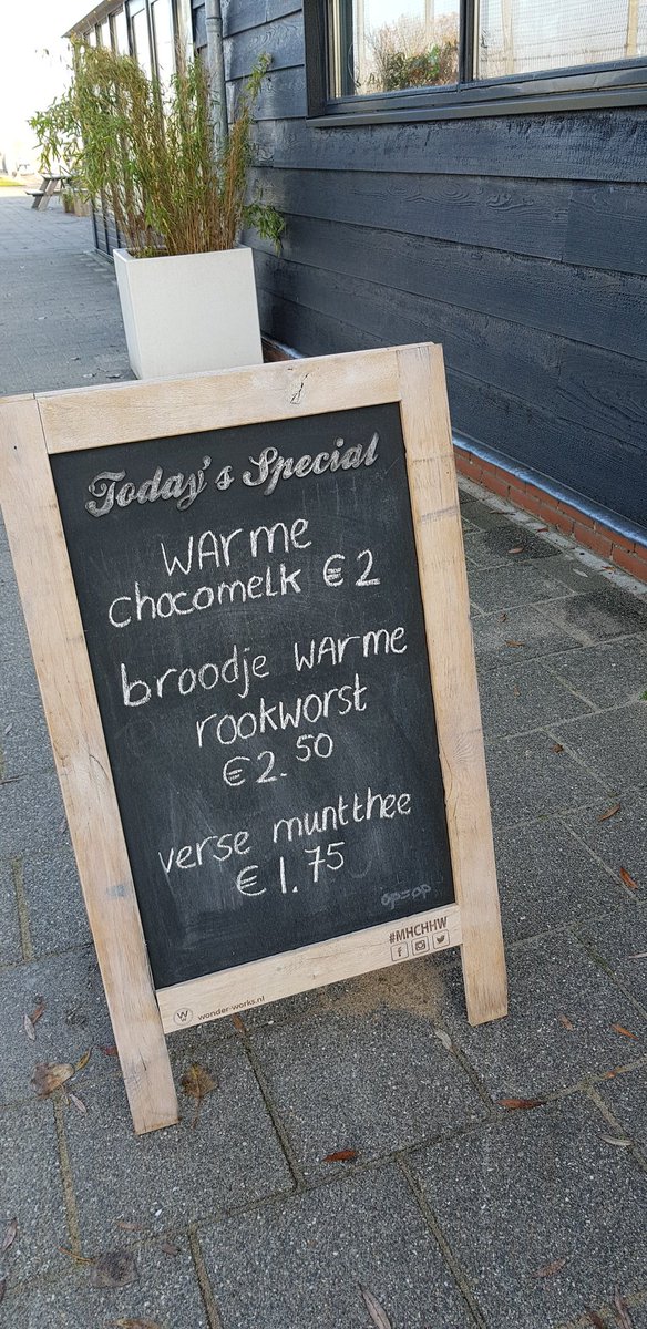 Bianca79Jonker's tweet photo. Het is er weer weer voor! @MHCHHW https://t.co/pZRBNRQKlz