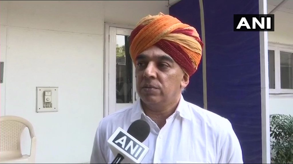 ANI's tweet photo. I'm honoured that Rahul Gandhi Ji&amp; Congress CEC thought it useful for me to contest &amp; I'm touched by responsibility shown towards me. I accept the responsibility&amp;will run a fair campaign: Manvendra Singh, Congress candidate against Rajasthan CM from Jhalrapatan #RajasthanElection https://t.co/qSQ08lSqzo