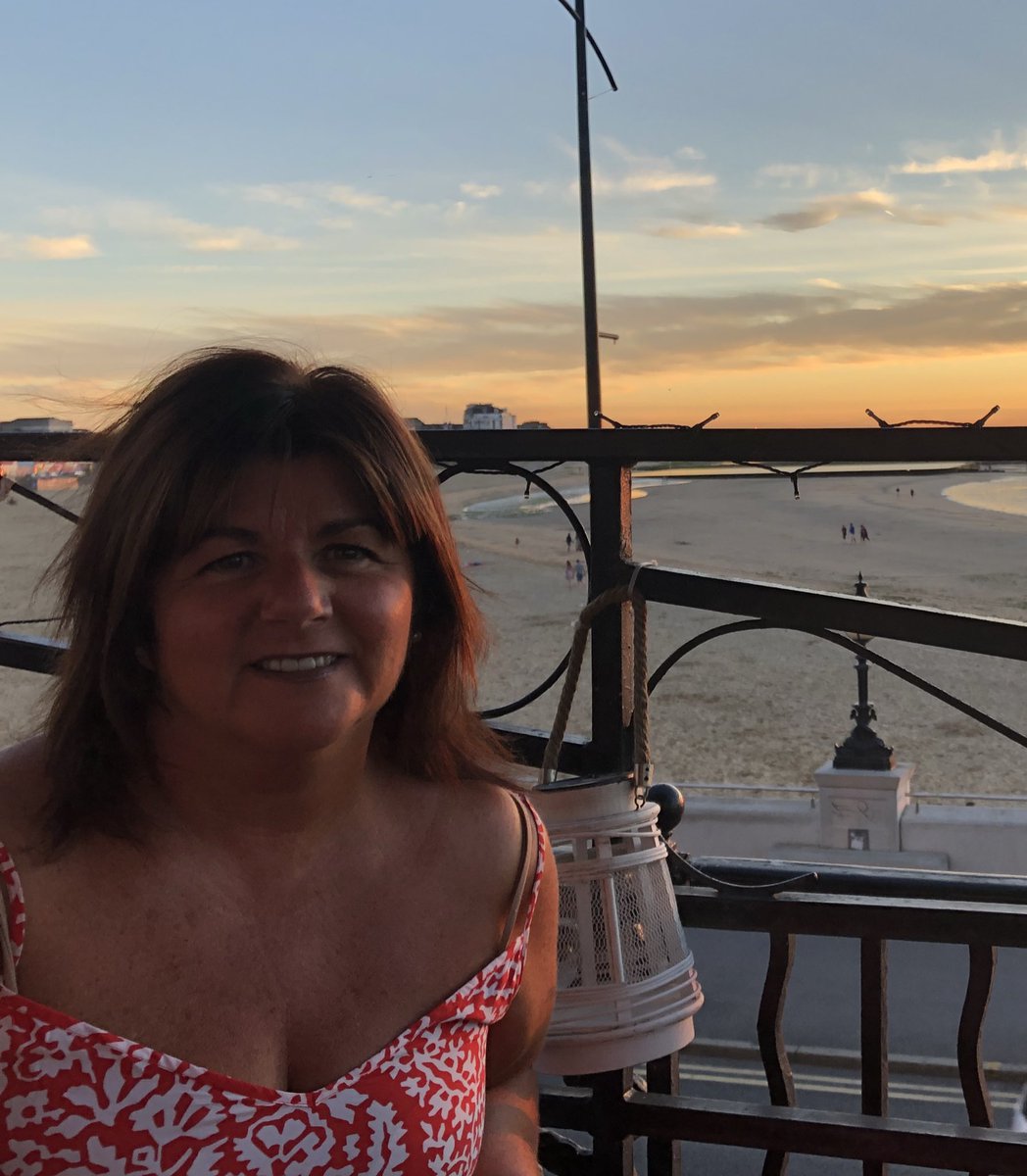 eembops's tweet photo. Congrats to the new Director of Women and Children’s Services and Executive Director of Social Work at @WesternHSCTrust, my mammy @deirdreirish https://t.co/sP7sGAJLR0