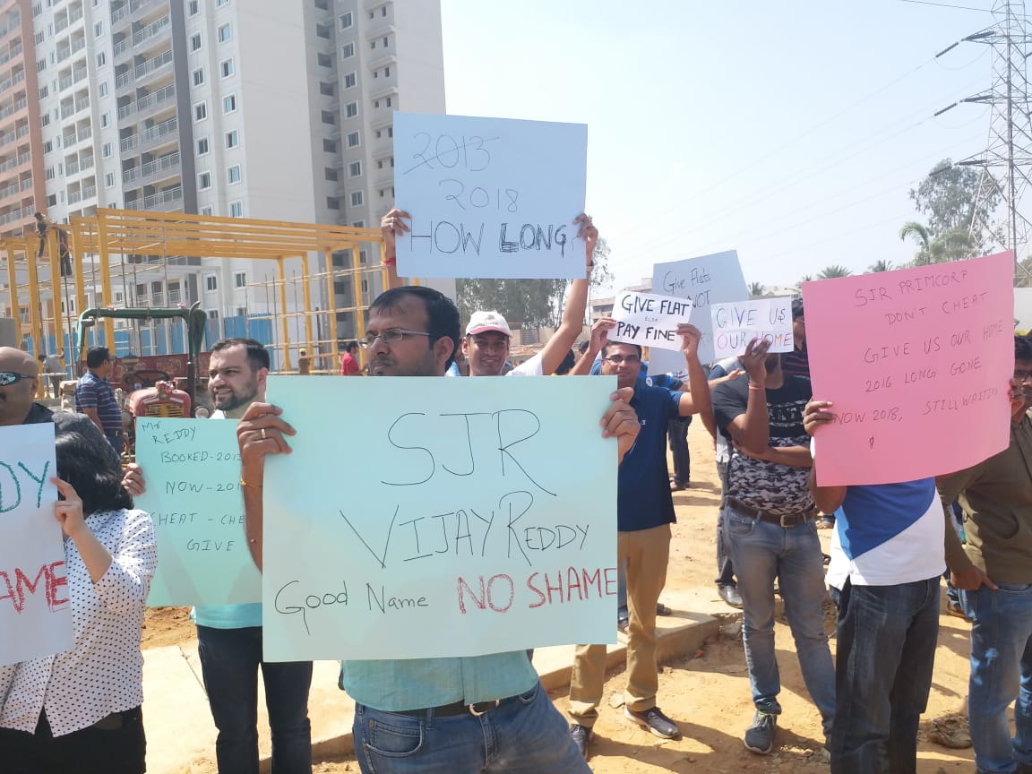 pankajjan83's tweet photo. I am one among the hundreds victims of false flat delivery promises by #sjrprimecorp &amp; we stand together today, demanding flat possession and penalty fine for making us wait since 2016. Are you listening mr reddy? Kya hua tera wada? #sjrpalazzacity https://t.co/MmwgfeowOH