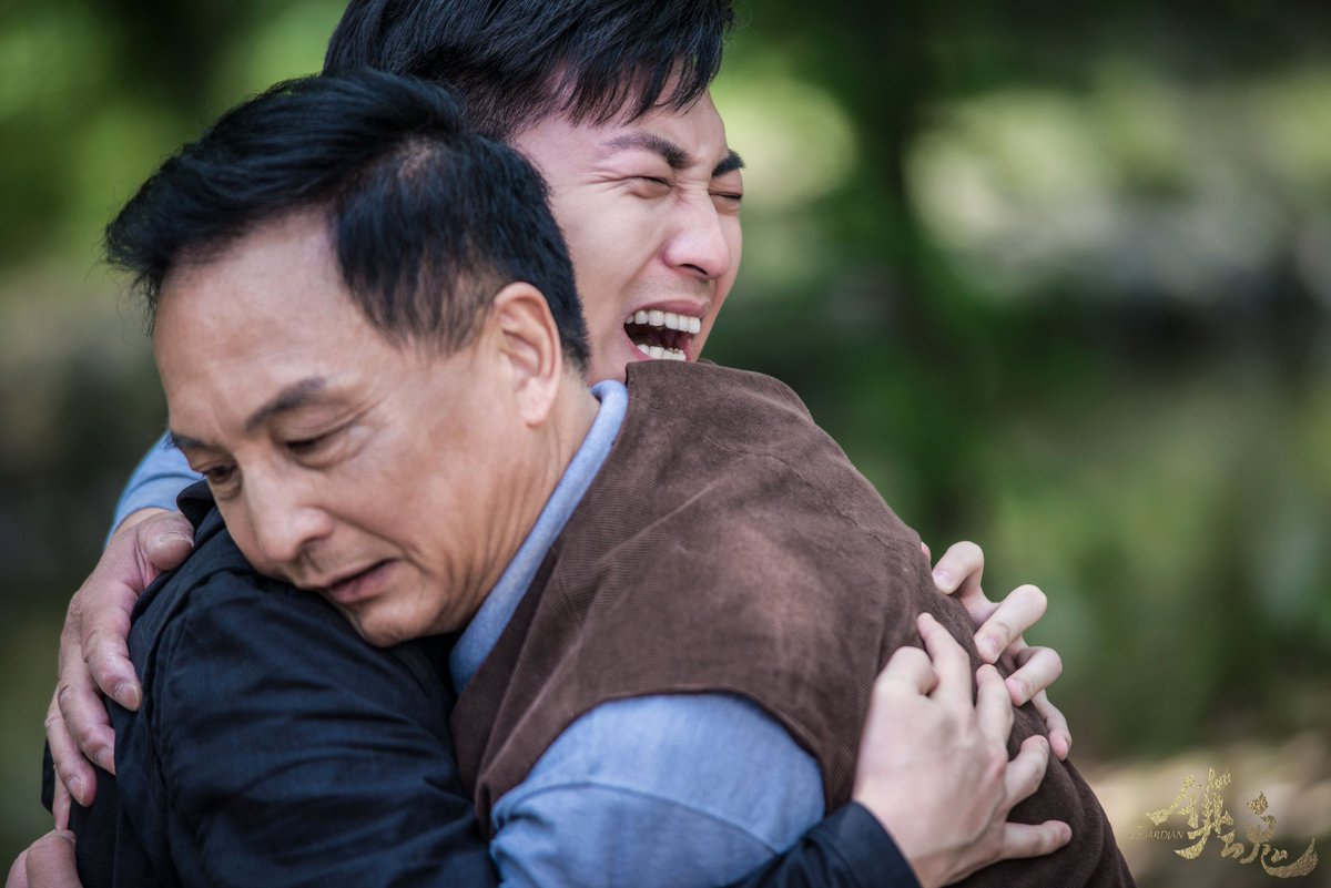 #진혼 #드라마진혼 #자오윈란 #선웨이 #바이위 #백우 #주이룡 #주일룡 #중화TV #중국드라마 딩동~그래, 팬 서비스의 시간이 또 되였구나. 두 대가족지간...