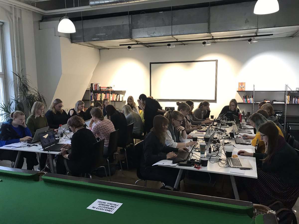 hgronblom's tweet photo. Fazerin vanhassa makeistehtaassa valmistetaan tänään robotteja 😊👩‍💻#mimmitkoodaa #KnowitRPA #robotframework @KnowitSuomi https://t.co/36tuKJyu7C
