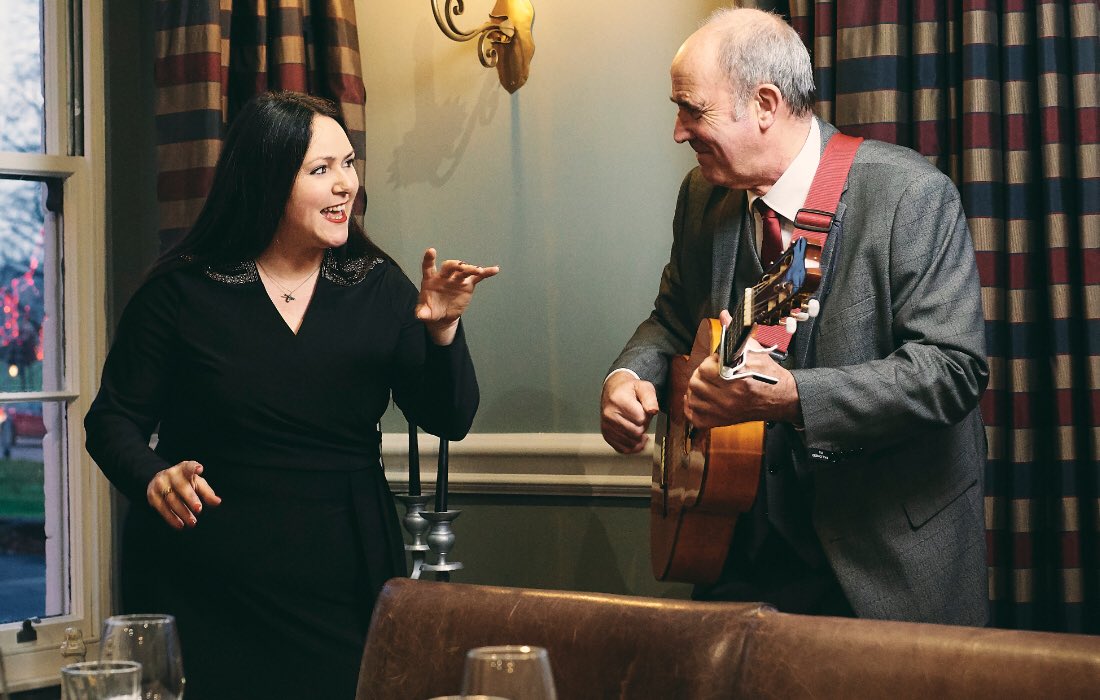 WeddingsingingC's tweet photo. @SkinnerTwitch @WeddingsingingC excited to be exhibiting + playing live @TheUKWeddEvent @LUFC Centenary Pavilion #Leeds tomorrow (Sun Nov 18th) #theukweddingevent For half price tickets enter promo code ‘discount’ @ the checkout via https://t.co/90YV96rK43 https://t.co/0TMpHhghB4 https://t.co/Xc5bqYhRb2