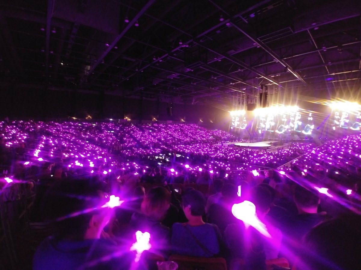 gillowsone's tweet photo. #taeyeon #pinkocean https://t.co/a5mKxU6zYU