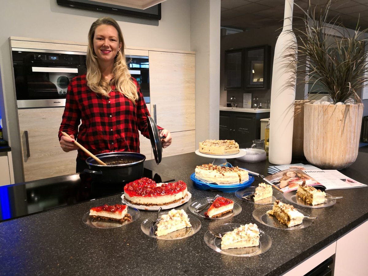 logus_groep's tweet photo. Kom mee eten en geniet nu van geen BTW op je nieuwe keuken, badkamer en of tegels 🤩!

Logus Vlissingen Woondag 2018; voor ieder wat leuks 🛁🎉🎂! #Woondag #GeenBTW #Tegels #Keukens #Badkamers #KomGenieten https://t.co/lkmjbufrKf
