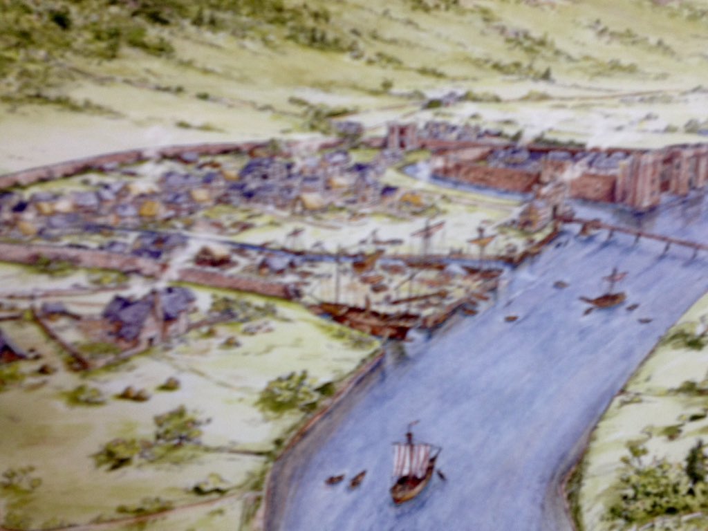 SevernsideSAC's tweet photo. Great to see the @NautArchSoc working with the @FONSNewportship at the #archconf18 in #Newport! #NewportMedievalShip https://t.co/HpGccSnjCF