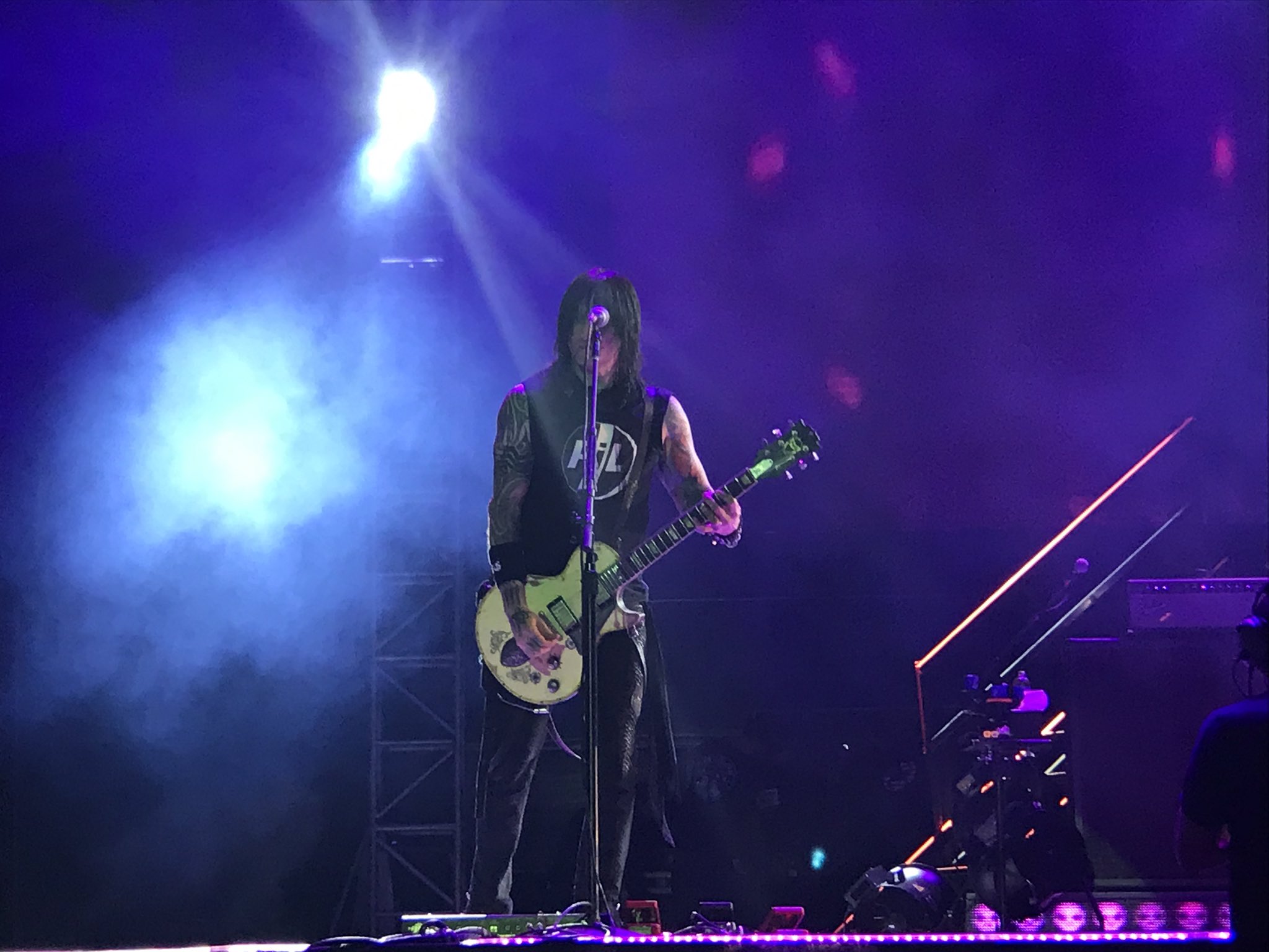 Happy birthday Richard Fortus! Taiwan love you! Thank u for giving us wonderful memories!  
