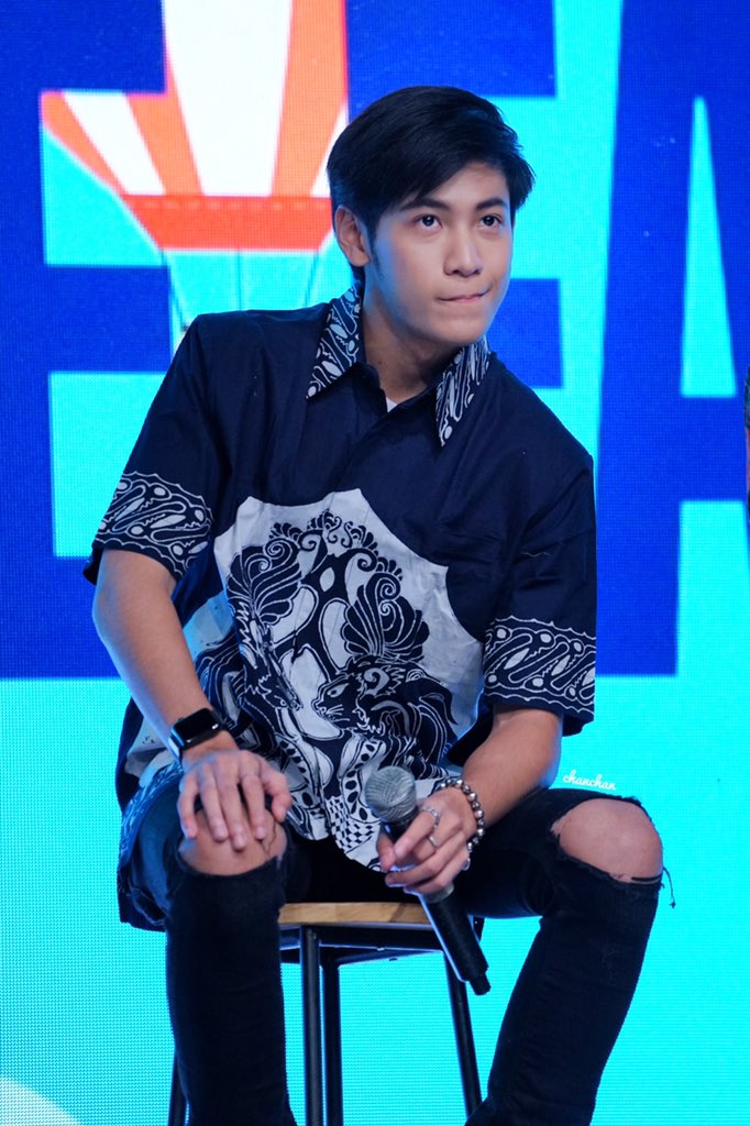 IEASONCHAN's tweet photo. Look!

@stjinx_maya 
#SingtoPrachaya 
#สมุนจ้าวป่า https://t.co/GlGfHP21Mx