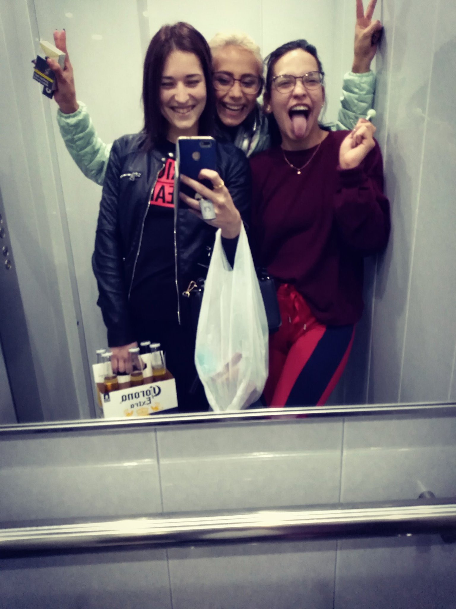 With the best @VeroLealX @MathildaRamosx sad that @DrahomiraJuzova wasnt there❤️🤩 https://t.co/Mi6Sw0Ri4h