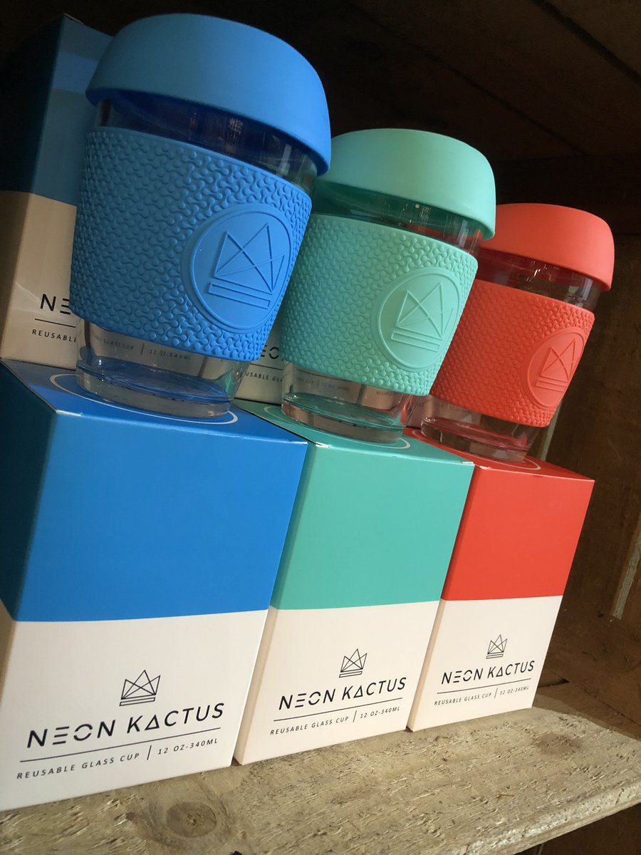 19Vegan's tweet photo. Our new Neon Kactus coffee cups are in stock and selling well. You can save 25p on your coffee every time you use your reusable cup at The Perfumed Garden - Bar #coffee #coffeebar #chapela #cara #leeds #neonkactus #positivitycorner #southsideCA #theperfumedgarden #flowers #plants https://t.co/KHT3m6CT4p