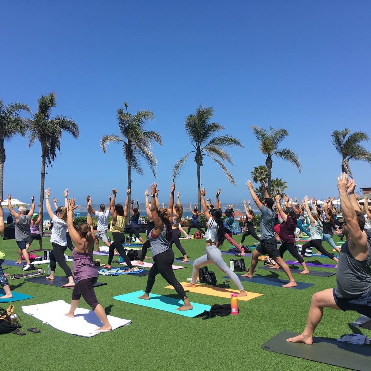 delcoronado's tweet photo. Slow things down this holiday season with #OGYoga on the Paseo Lawn. Our "Take A Breath" sessions are $15 & held each Saturday from 11am–noon from Nov. 17–Dec. 15! Buy Tickets: https://t.co/I7sG94xmGh Photo: Instagram/og.yoga https://t.co/0hZ2Nrj07F