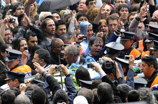 vtolosapaz's tweet photo. La actitud Militante es como el mar...se ve siempre, renueva fuerzas y no se ve el final jamás !!!!
#FelizDiaDelMilitante compañeros y compañeras !!!! 
#DiaDeLaMilitancia https://t.co/wGAG8TNcGa