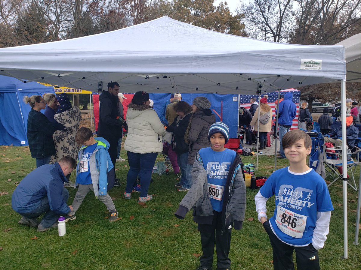 FlahertyElem's tweet photo. We're ready for the Nationals Cross Country event. #FlahertyPRIDE #running https://t.co/depM1Q0pGr