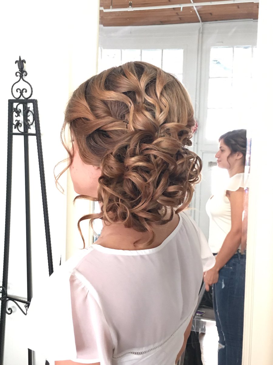 BellaAngelBride's tweet photo. Bella Angel Stylists love what we do. #BellaAngelBrides https://t.co/86SAYzFFwd