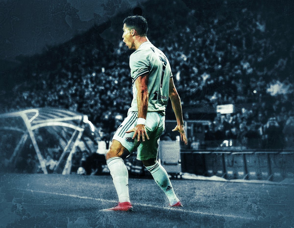Sk7_axios's tweet photo. #Edits #CR7 #CR7JUVE #Juventus @Cristiano 😍😍😍😘

@apn_10 @ftblacnt @ballfc_ https://t.co/Ehrc7yUmju