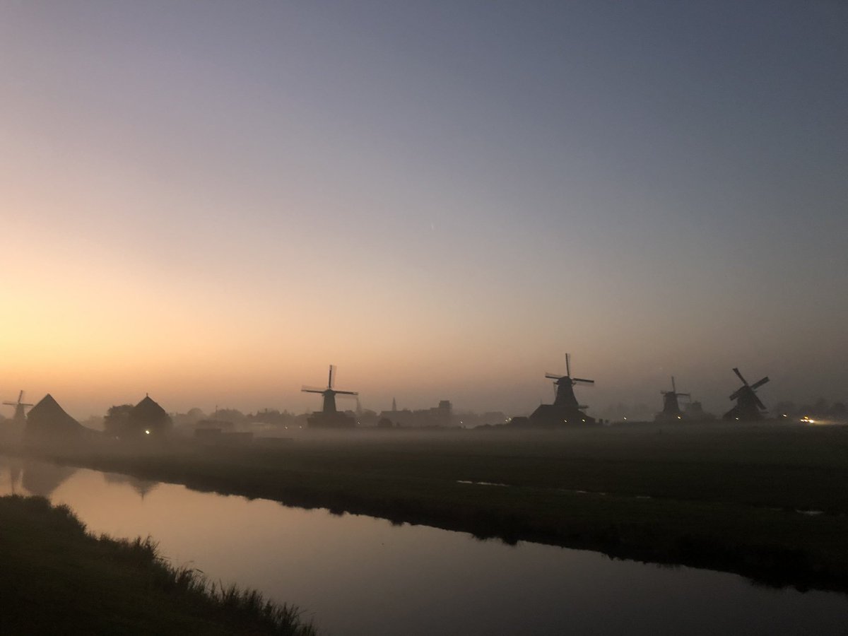 stefandewalle's tweet photo. Lieve mensen, wat was het een fijne #sinterklaasintocht in #Zaanstad dank voor de warme ontvangst en goede zorgen. @omroepntr #sinterklaas #sint #ZaanseSchans #DagHoor https://t.co/78cNufOqg1